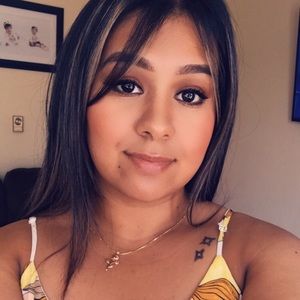 Meet your Posher, Isabel